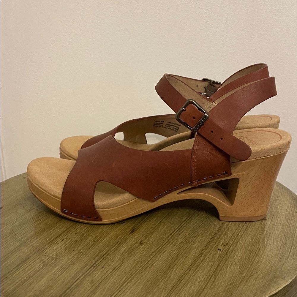 Dansko Tasha Wooden Clog Sandals in Cognac Brown Leather - Picture 4 of 8